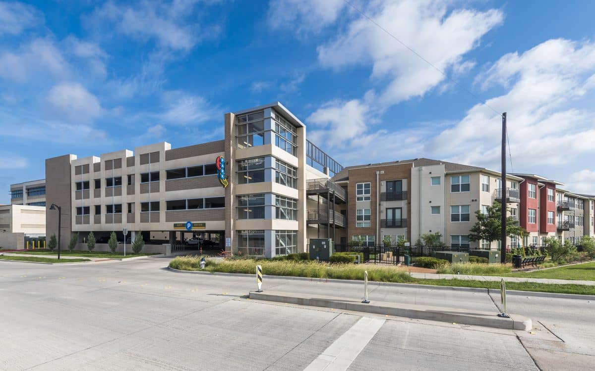 City of Garland City Hall and Parking Garage Hill & Wilkinson